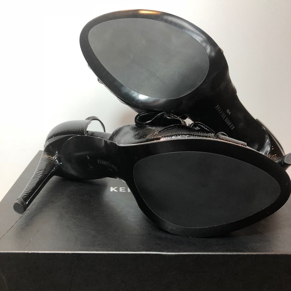 Kenneth Cole New York “Blaine” Stiletto - Picture 6 of 7